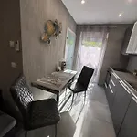 Apartment 4 *